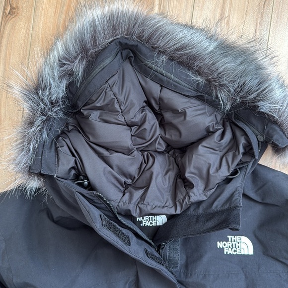 🆕The North Face Women's Plus Arctic Waterproof 600-Fill-Power Down Parka Sz 1X - Picture 16 of 16